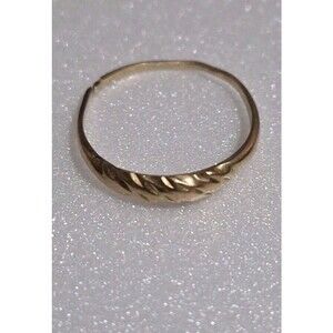 10K Gold Ring Size 7 ~1g Broken Scrap Repair Jewelry Please Read See Photos